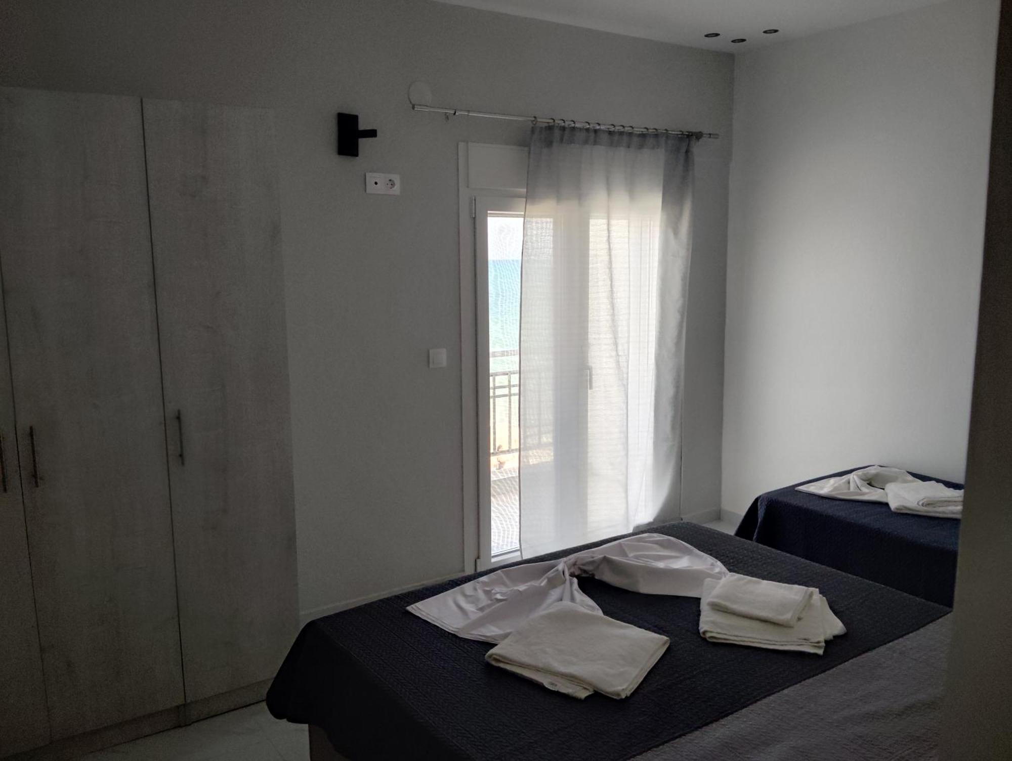 Gold Sand Apartments Paralia Katerinis Ngoại thất bức ảnh