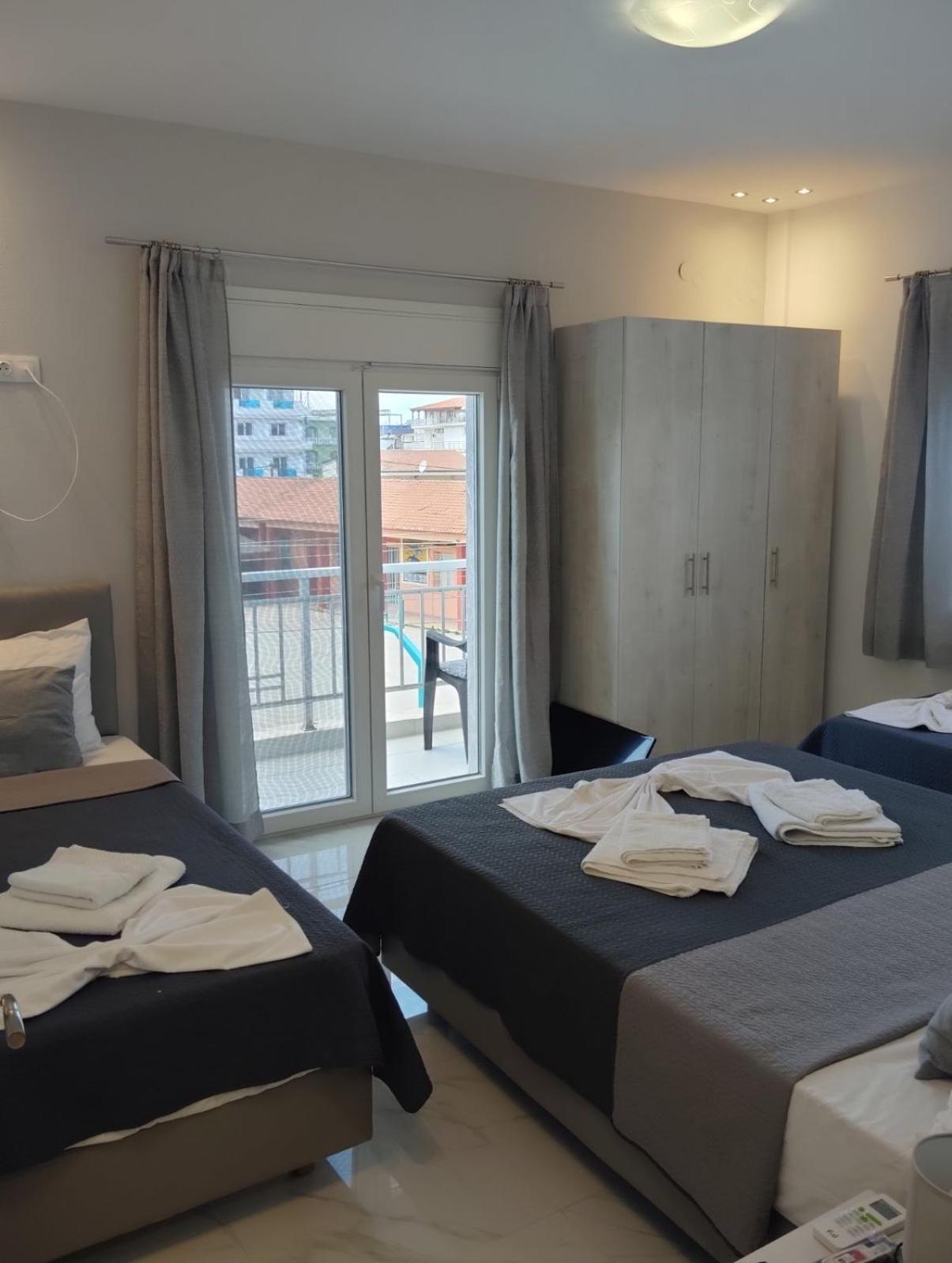 Gold Sand Apartments Paralia Katerinis Ngoại thất bức ảnh